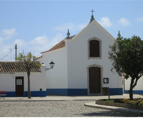 AQUI NO LUGAR DE PORTO CÔVO